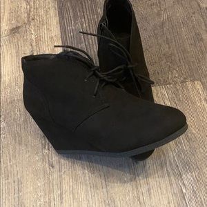 ankle boots
